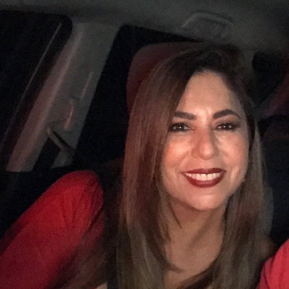 leslymonica